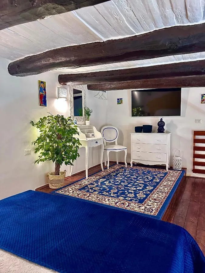 Carlos Noble House Plebiscito Neapol 0*,  Włochy